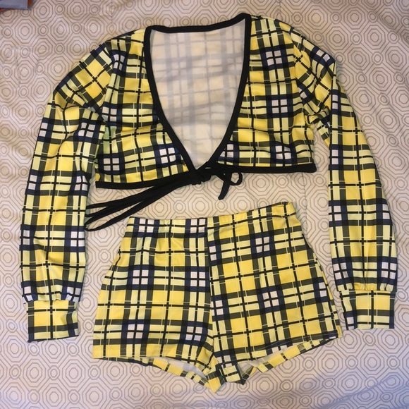 Tops - Super cute 2 Piece Set !